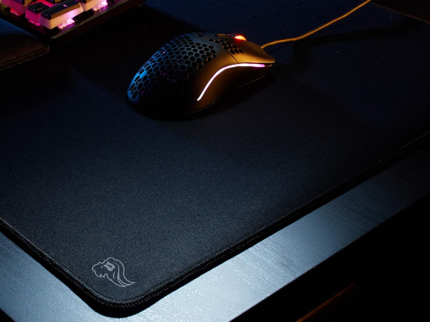 Glorious XL Gaming Mouse Mat / Pad - Stealth Edition- Large